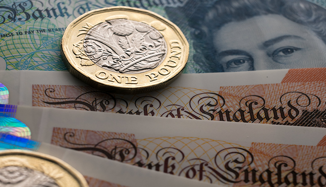 Pound Sterling gains on improved market sentimnet