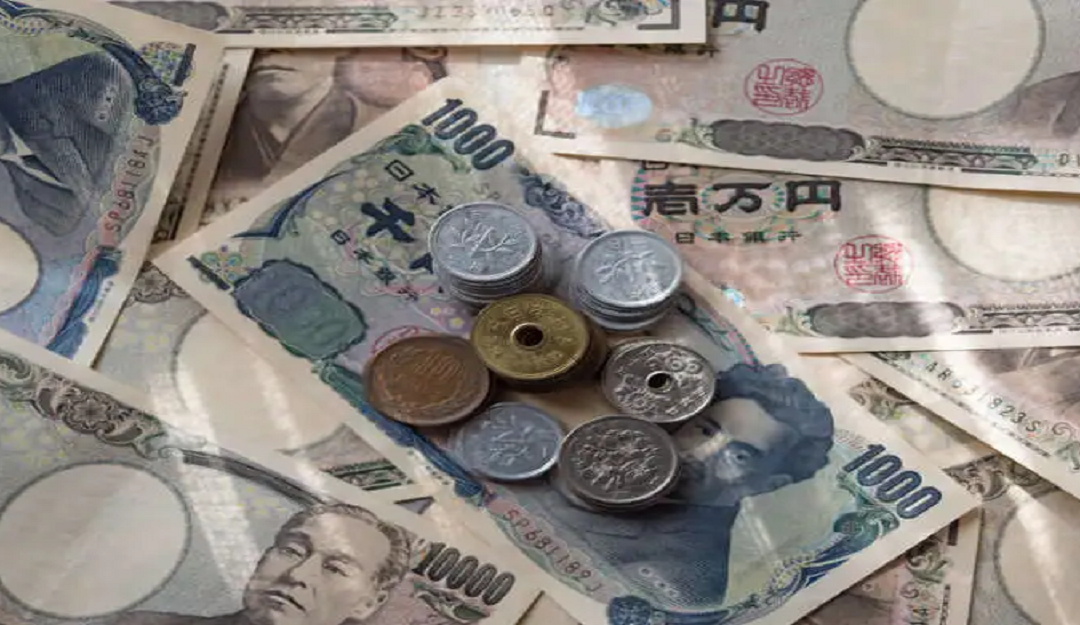 Japanese Yen trims a part of strong intraday gains against USD, not out of the woods yet